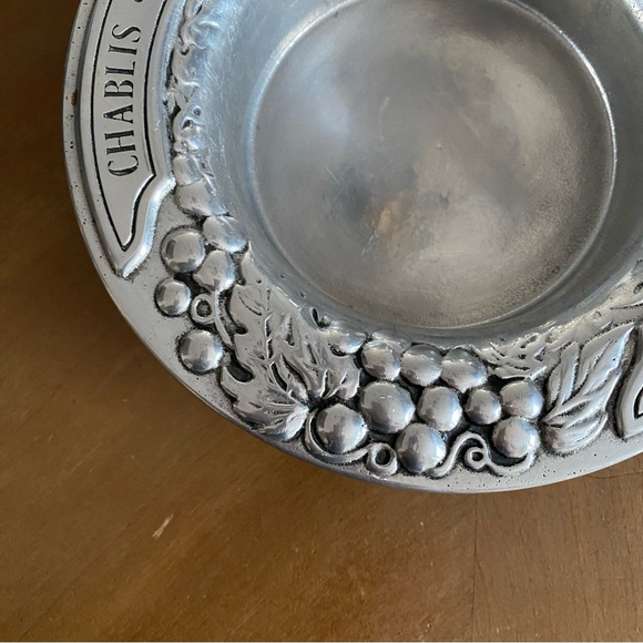 Wilton Armetale Wine Bottle Coaster Wines Grapes Pewter Style Trinket Dish - Picture 6 of 8